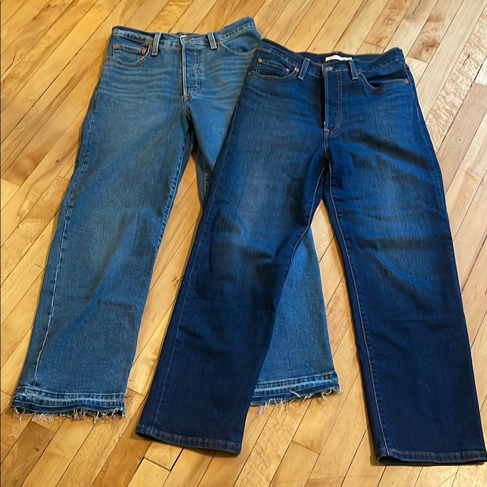 2 pair Levi’s